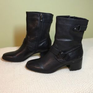 Anne Klein Short Leather Black Boots Sz 7